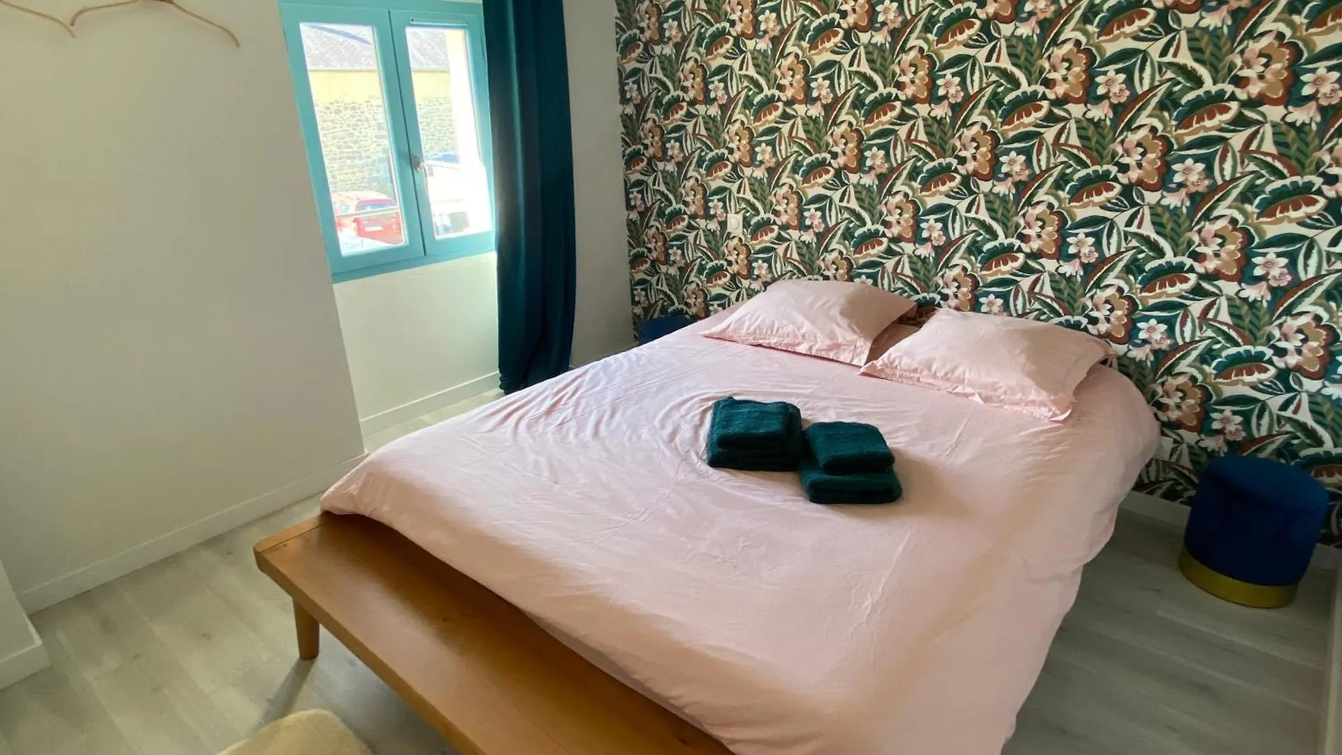 Semesterbostad Maison Calme Bazouges-sous-Hede
